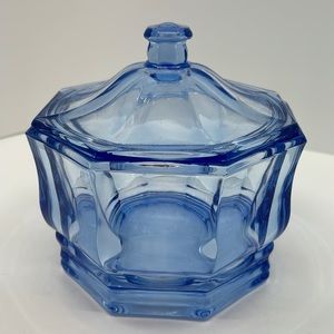 VTG INDIANA GLASS “CONCORD ” BLUE OCTAGON COVERED CANDY DISH MINT CONDITION.